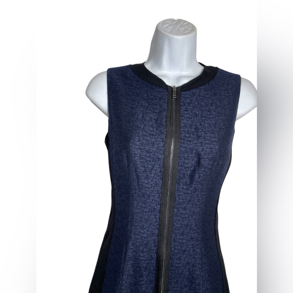 Elie Tahari‎ dress size 0 Arvis Navy Yard Textured Panel Sleeveless Dress 🖤 - Picture 4 of 9